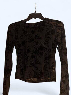 Dazy Long Sleeve Top